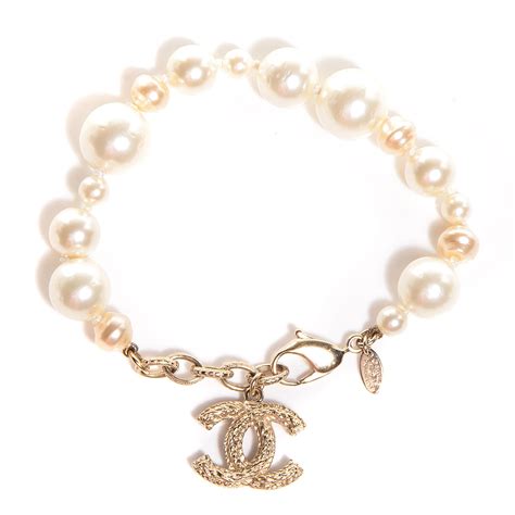 perle chanel provenance|chanel perles bracelet.